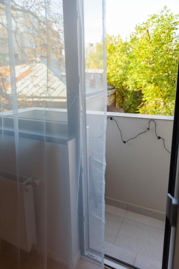 Sunny Studio - Top Location - Green View Balcony 부쿠레슈티 외부 사진