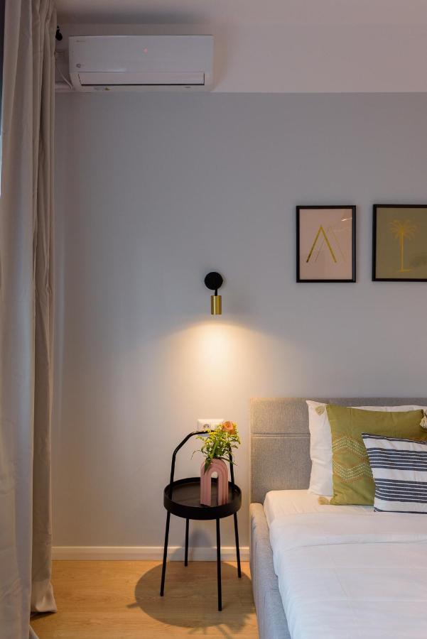 Sunny Studio - Top Location - Green View Balcony 부쿠레슈티 외부 사진
